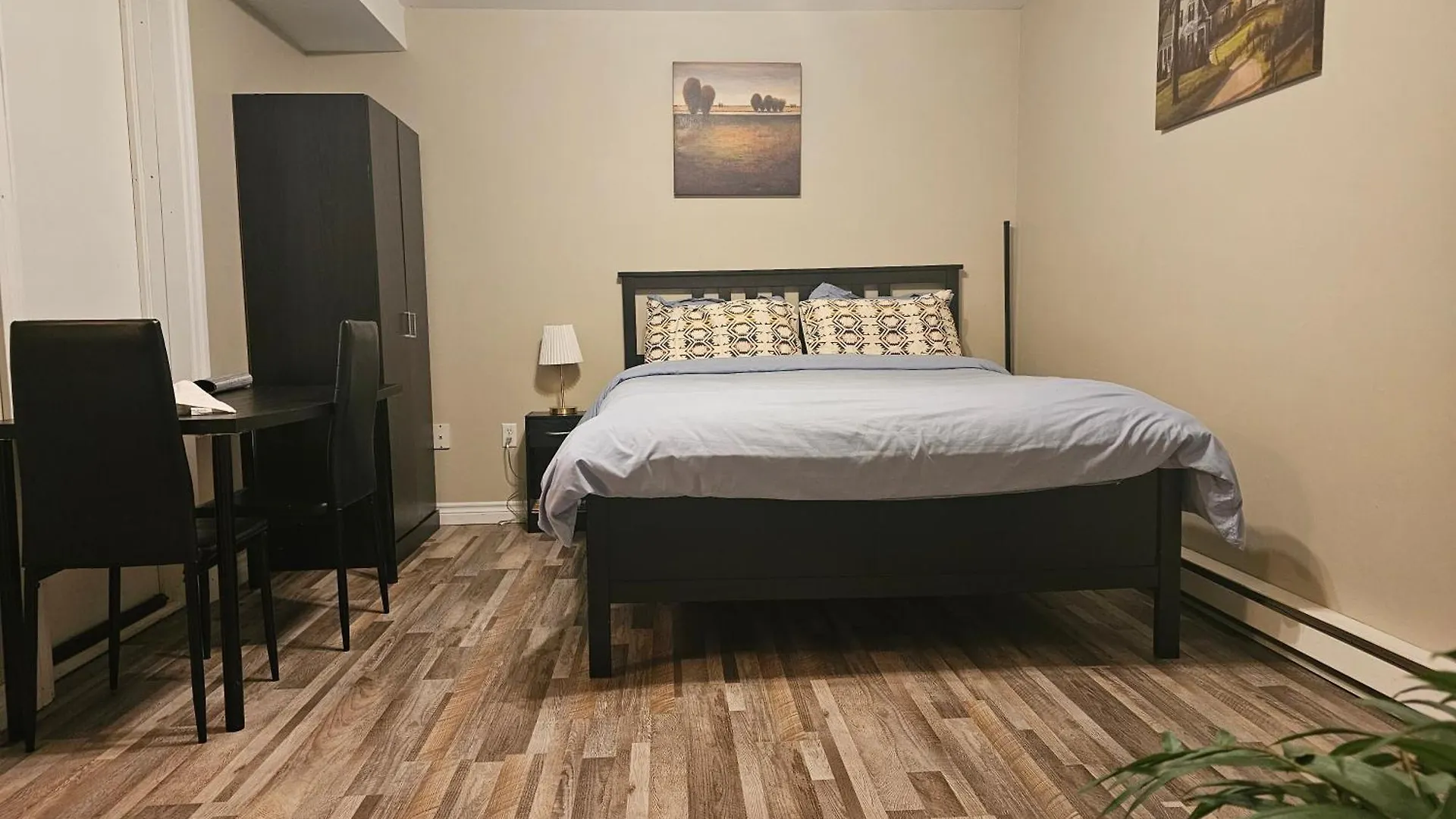Homestay Quad-Ks Cozy & Private Guest Suite Halifax