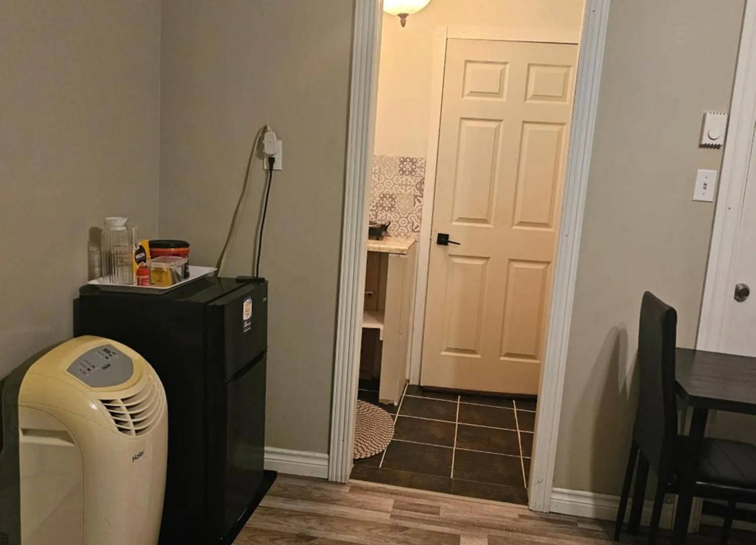 Homestay Quad-Ks Cozy & Private Guest Suite Halifax Canada
